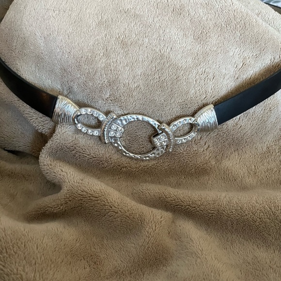 Chicos Black Leather Belt with Silver Sparkly Hardware size ML. - Picture 7 of 8